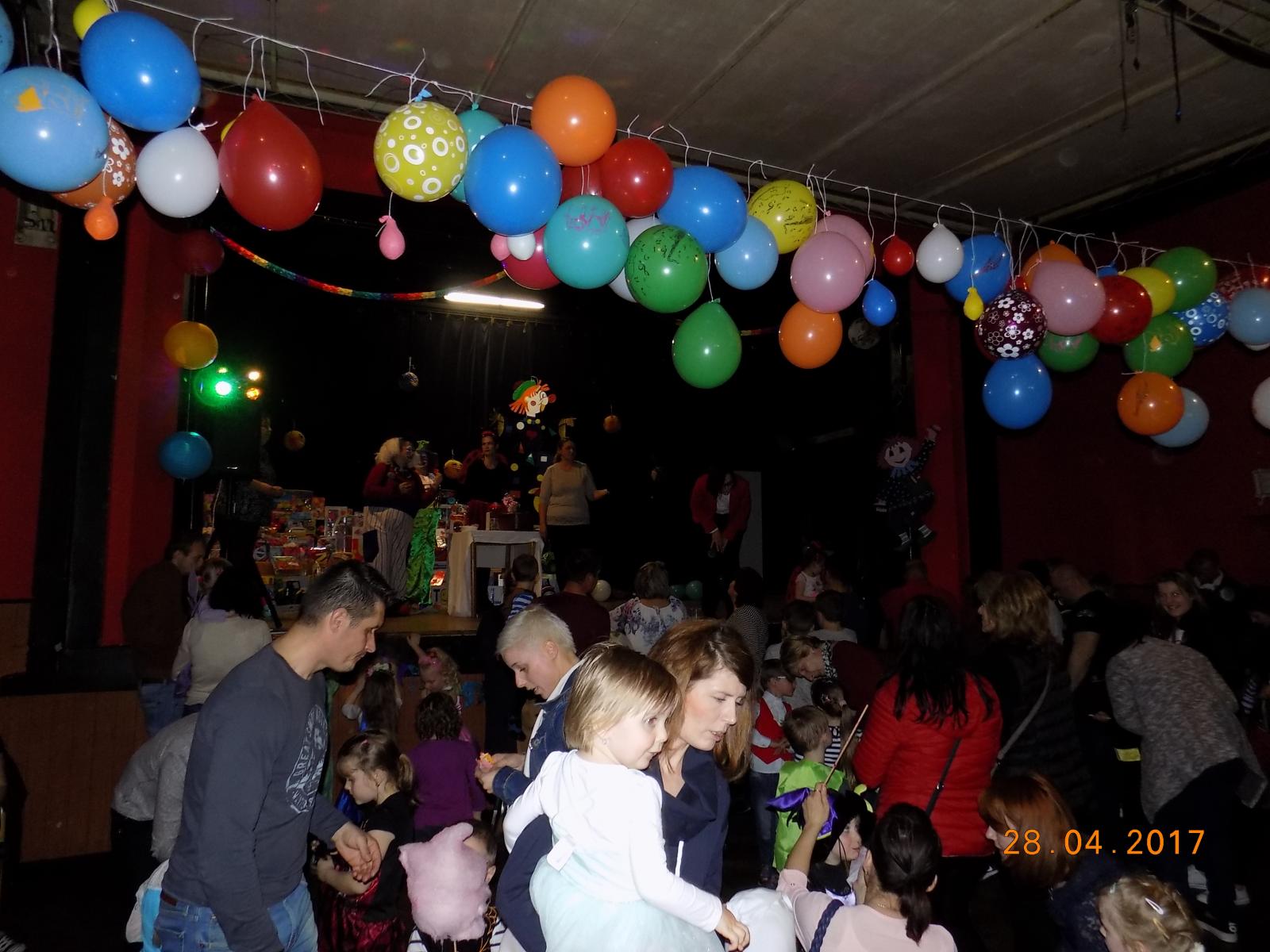 Fotogaléria Detský karneval, 28. 4. 2017 (21) Detský karneval, 28. 4. 2017