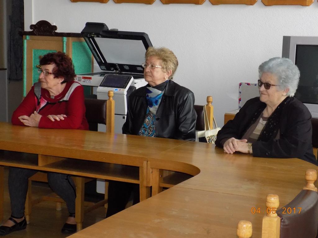 Fotogaléria Prijatie predsedníčok spoločenských organizácií v obci pri príležitosti ich životných jubileí, 4. 5. 2017 (10) Prijatie predsedníčok spoločenských organizácií v obci pri príležitosti ich životných jubileí, 4. 5. 2017
