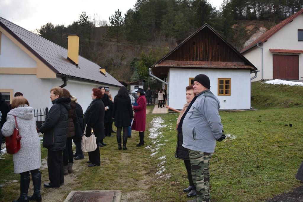 Fotogaléria Slávnostné otvorenie Domu ľudových tradícií, 9. 12. 2017 (42) Slávnostné otvorenie Domu ľudových tradícií, 9. 12. 2017