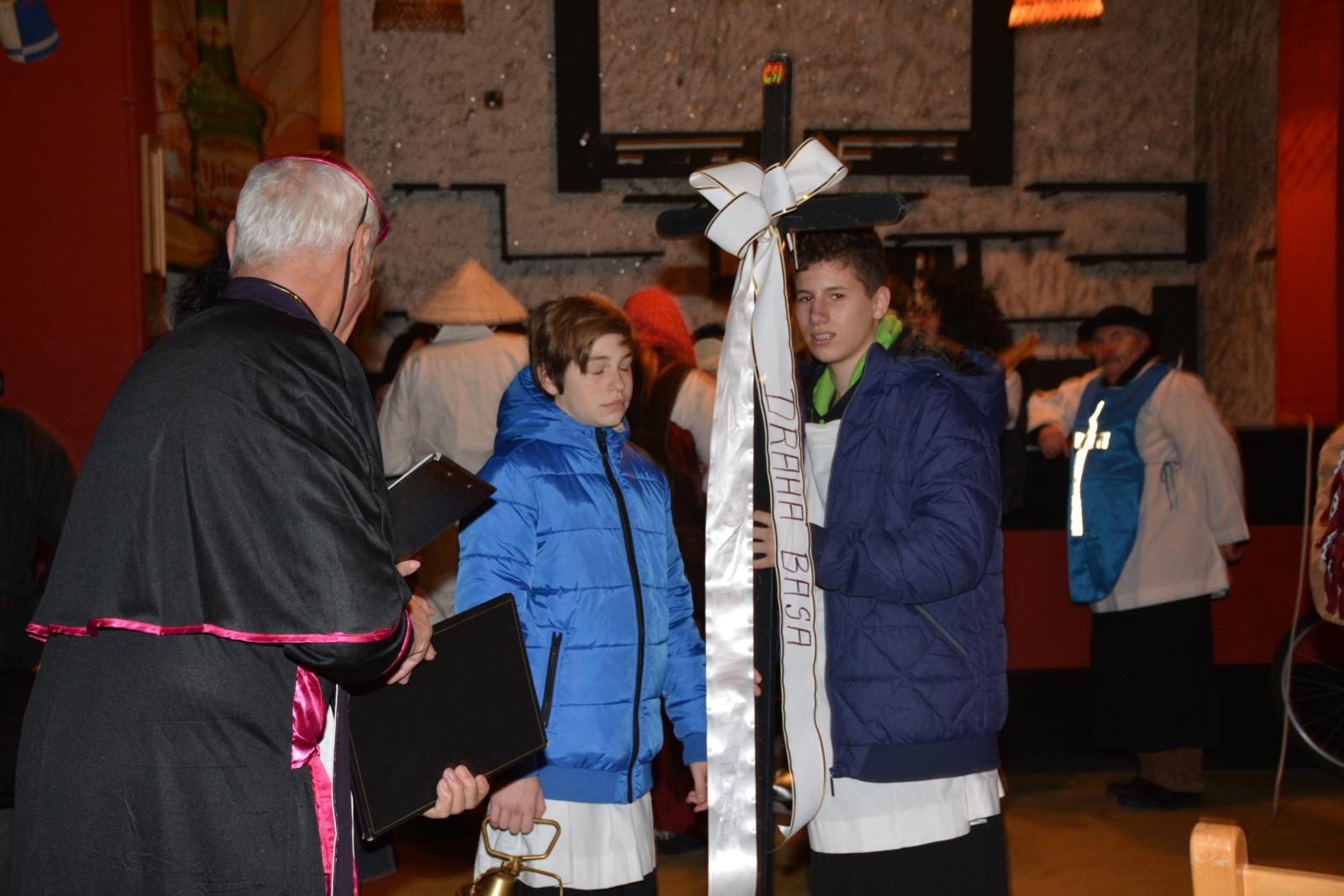Fotogaléria Pochovávanie basy, 10. 2. 2018, časť 1 (48) Pochovávanie basy, 10. 2. 2018, časť 1
