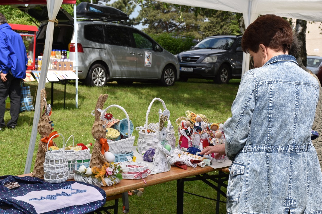 Fotogaléria Remeselný jarmok a fotosúťaž, 18. 5. 2019 (19) Remeselný jarmok a fotosúťaž, 18. 5. 2019